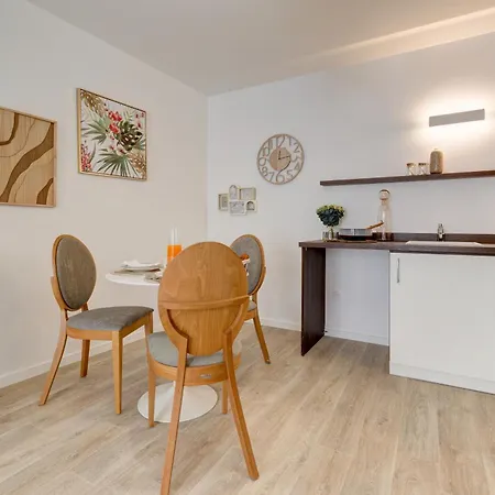 De Apartment *
