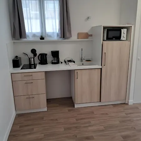 Apartment De *